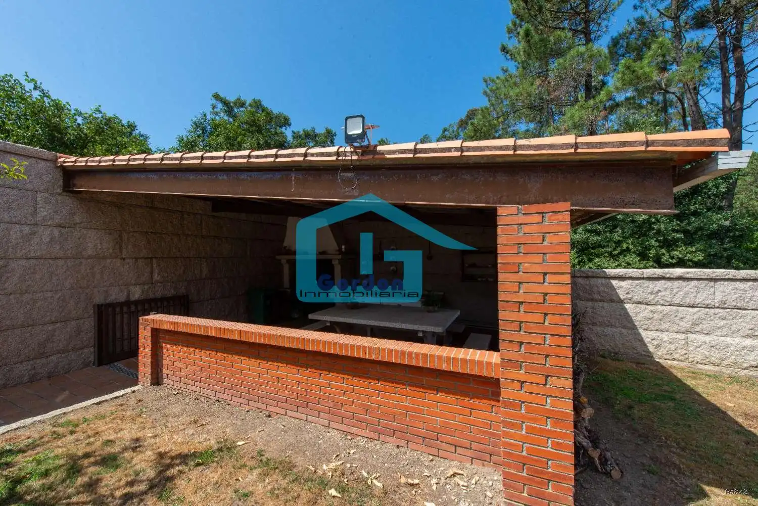 Jardí de Casa o xalet en venda en Meaño amb Calefacció, Parquet i Terrassa
