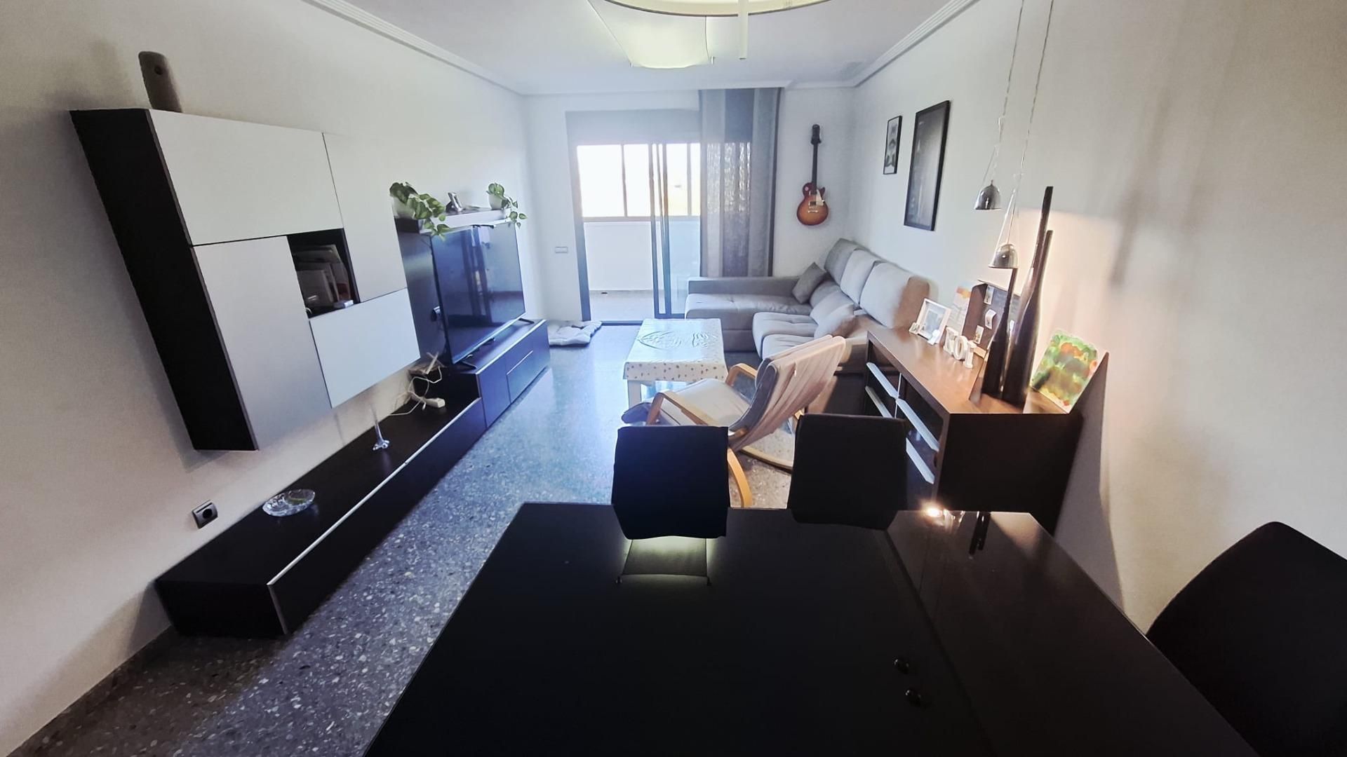 Sala d'estar de Pis de lloguer en Elche / Elx amb Aire condicionat, Terrassa i Moblat