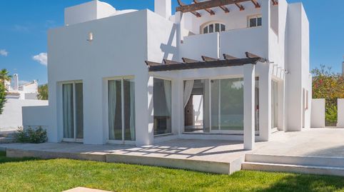 Villa Familiar 3 dorms con posibilidad de 5 dormitorios en la zona de Puerto Banús