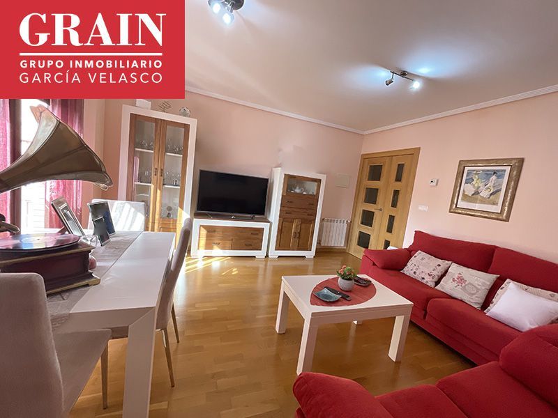 Sala d'estar de Pis en venda en  Albacete Capital amb Calefacció i Traster