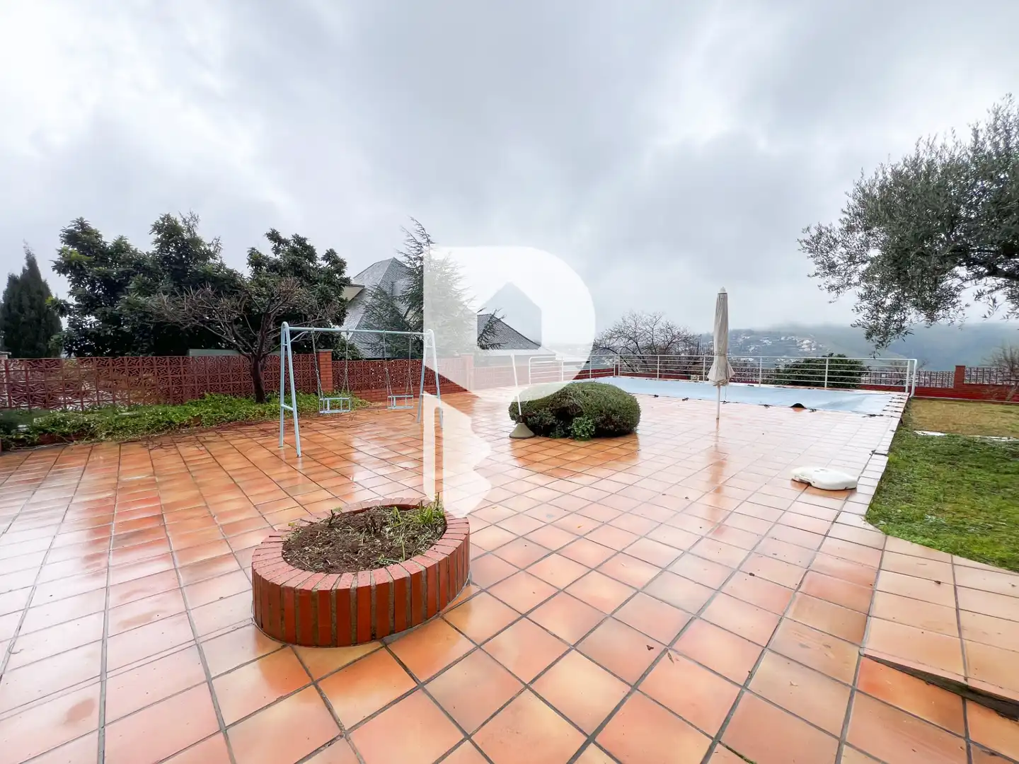 Terrassa de Casa o xalet en venda en Vallirana amb Aire condicionat, Calefacció i Jardí privat