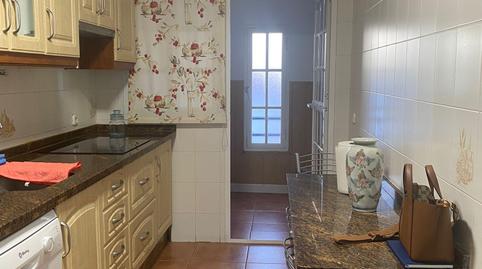 Foto 2 de Piso de alquiler en Centro, Estepona