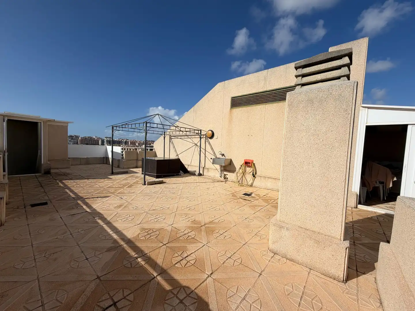 Terrace of Duplexes for sale in Alicante / Alacant