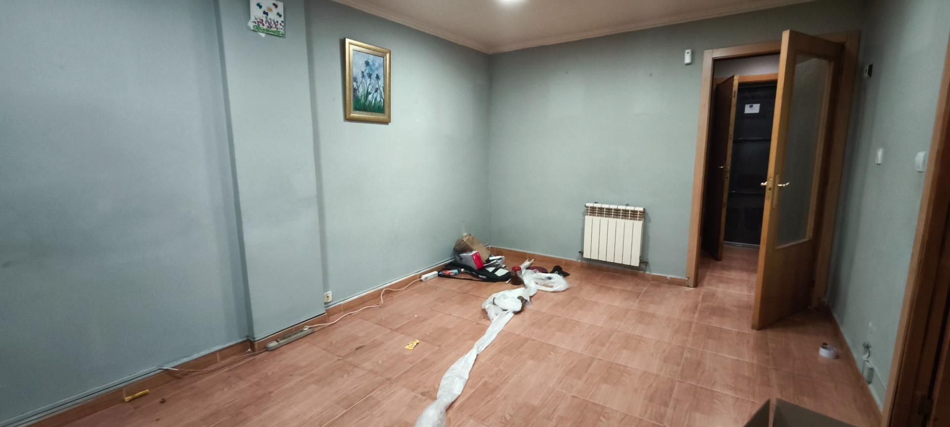 Bedroom of Apartment for sale in  Madrid Capital