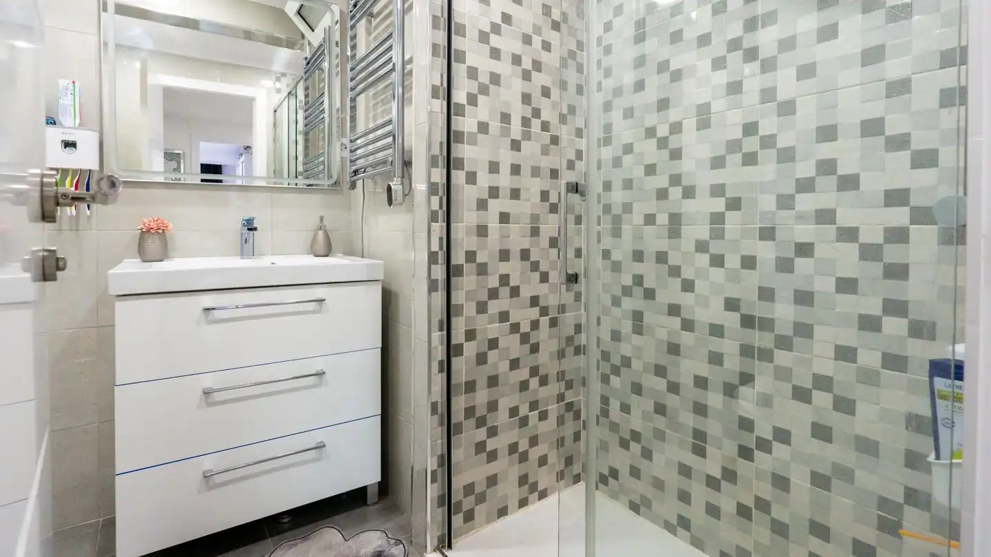 Bathroom of Flat for sale in Santa Pola  with Air Conditioner