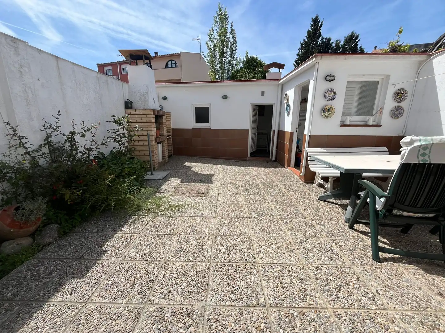 Jardín de Casa adosada en venta en Esparreguera con Calefacción, Trastero y Amueblado