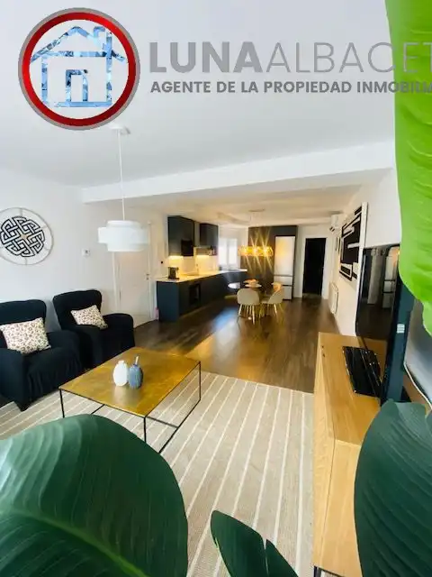 Sala de estar de Piso de alquiler en Albacete con Aire acondicionado, Calefacción y Amueblado