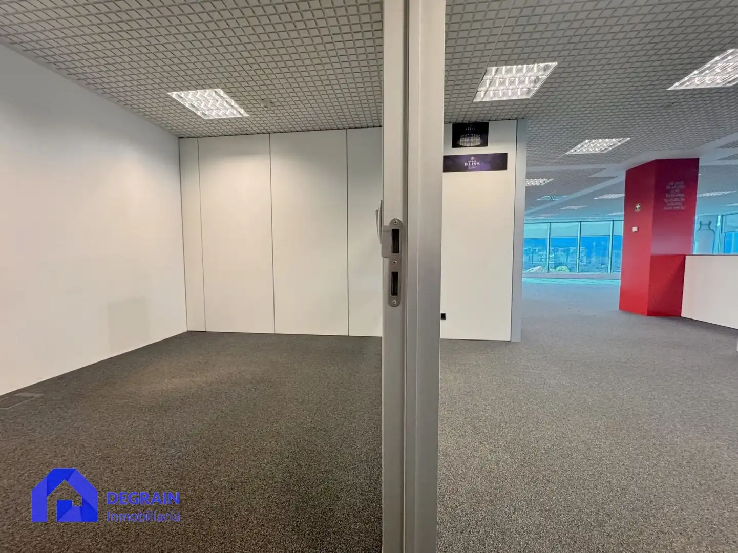 Oficina de alquiler en Oviedo 