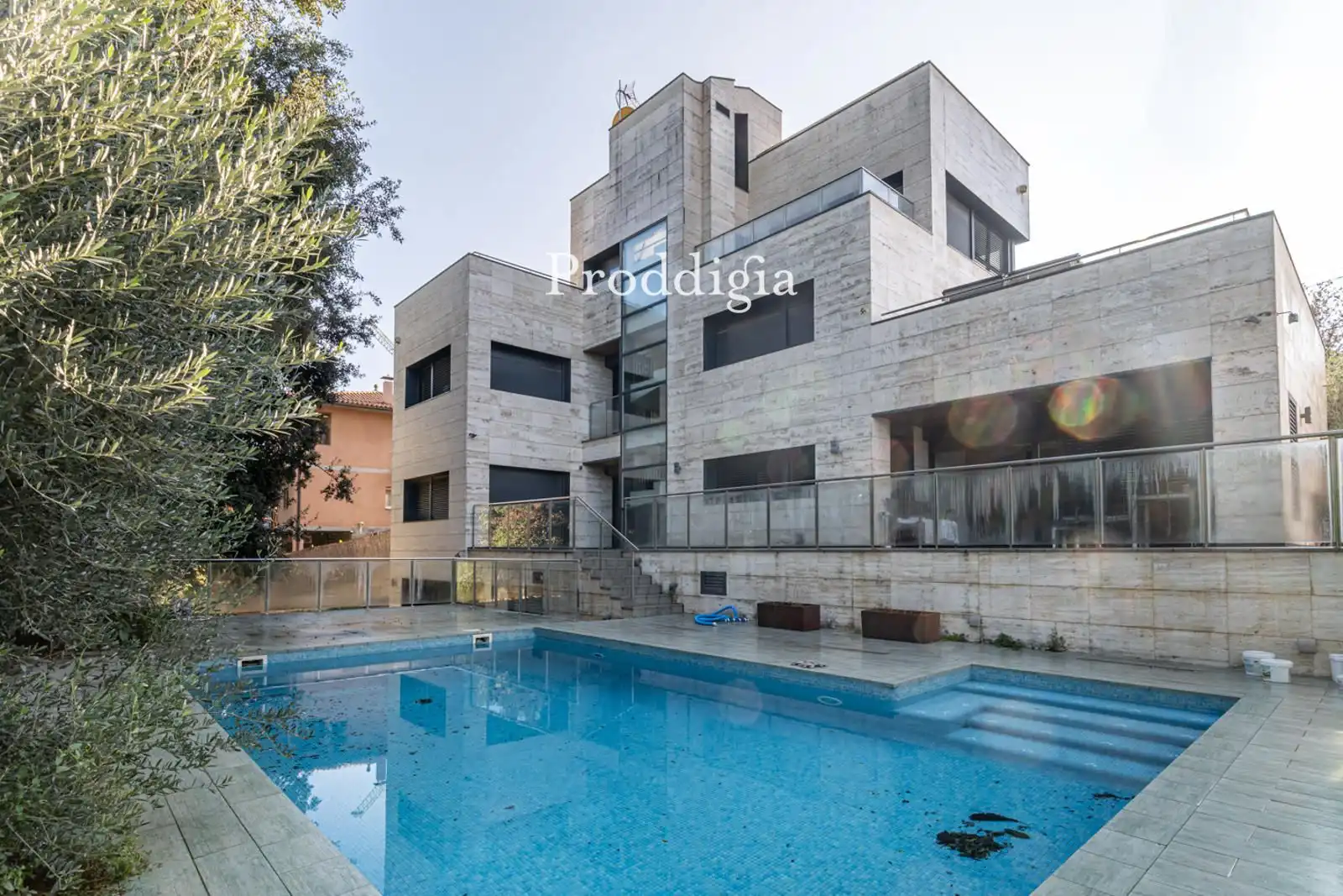 Exterior view of Houses for sale in Sant Cugat del Vallès  with Air Conditioner, Heating and Terrace