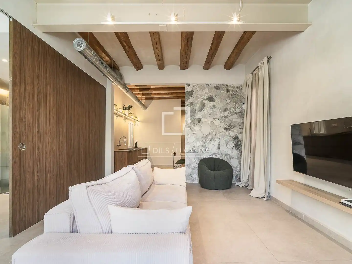 Sala de estar de Piso en venta en Barcelona con Aire acondicionado, Calefacción y Amueblado