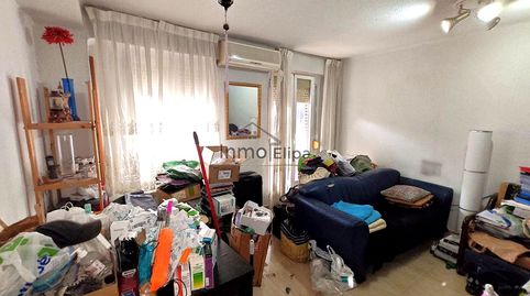 Foto 2 de Piso en venta en De Álava, Ventas, Madrid Capital