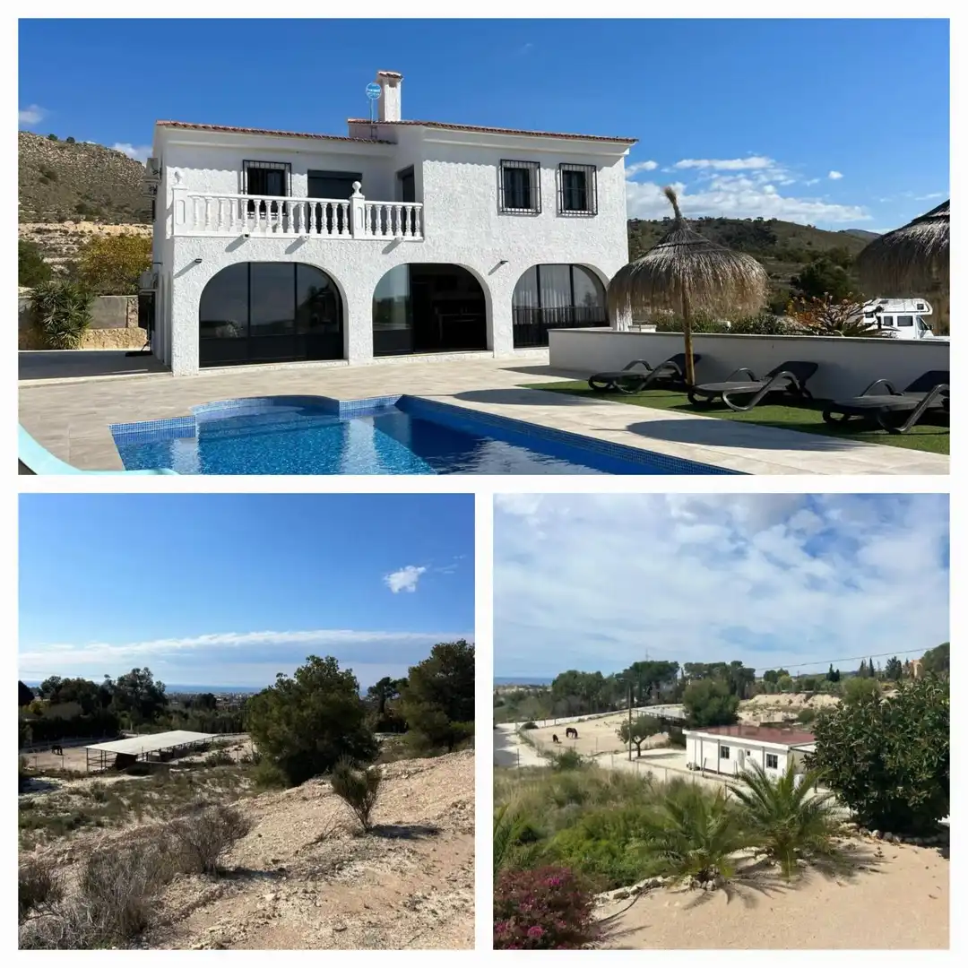 Vista exterior de Casa o chalet en venta en Villajoyosa / La Vila Joiosa con Terraza