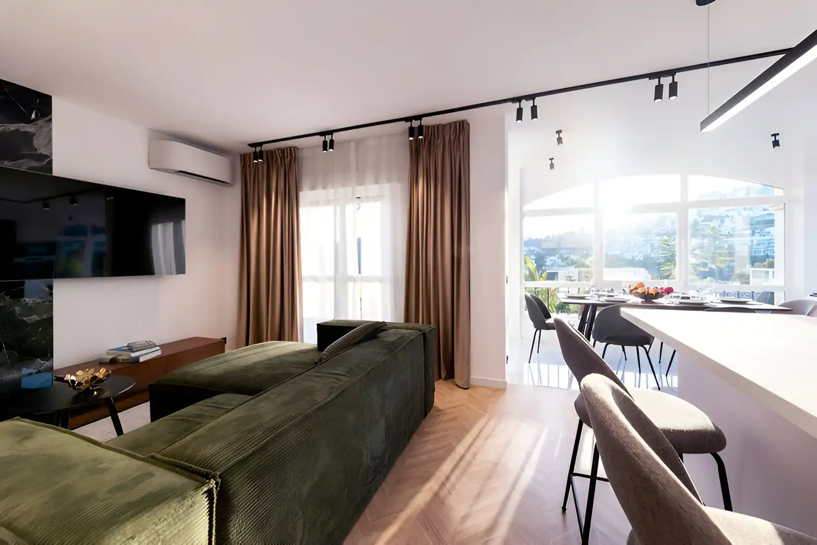 Ático con piscina en venta en La Quinta, imagen 11
