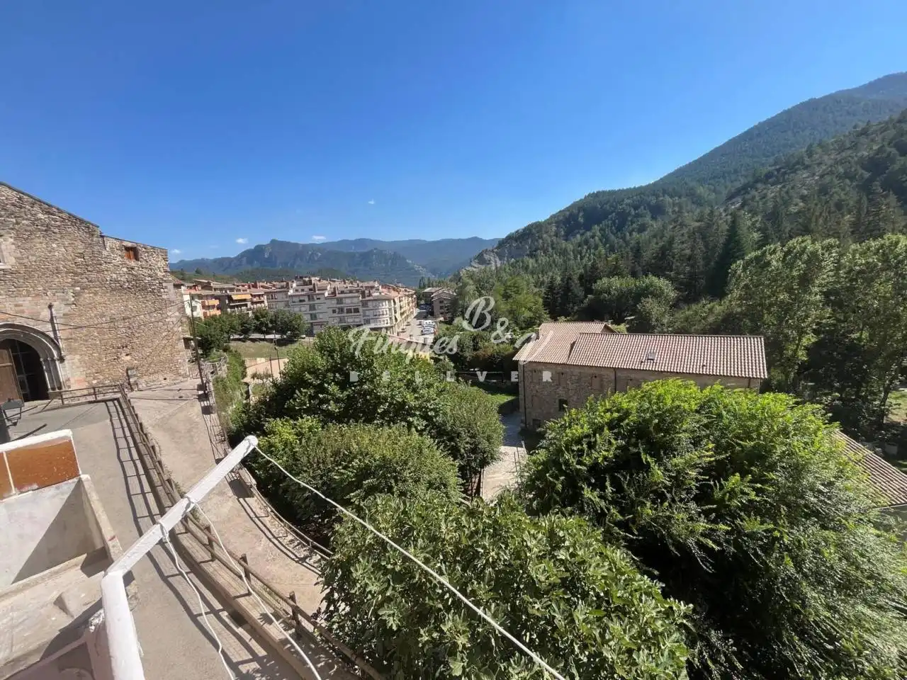 Exterior view of Flat for sale in Bagà  with Heating, Furnished and Balcony