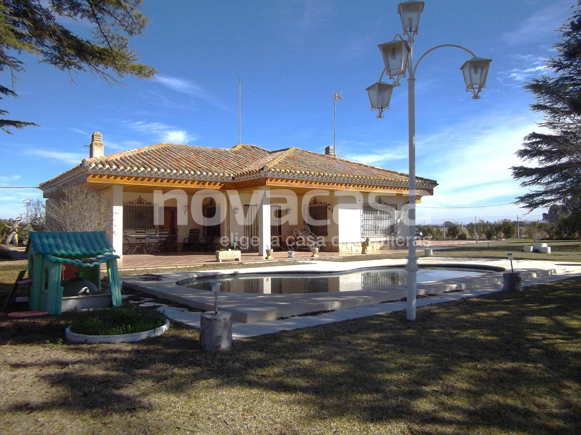 Exterior view of House or chalet for sale in  Albacete Capital  with Air Conditioner, Heating and Private garden