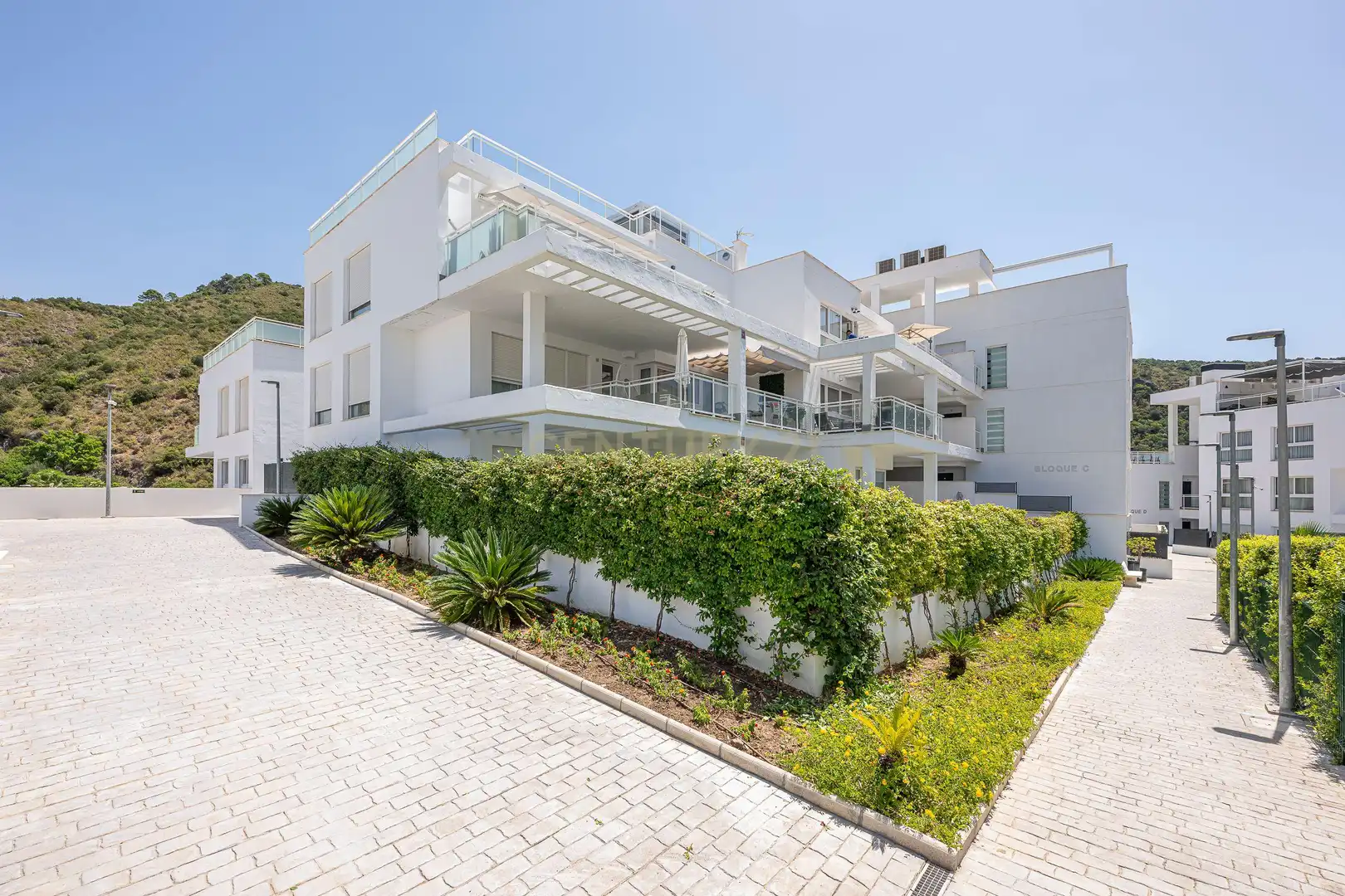Vista exterior de Apartamento en venta en Benahavís con Aire acondicionado, Trastero y Lavadora