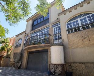 Vista exterior de Casa o xalet en venda en Sanlúcar de Barrameda amb Aire condicionat, Terrassa i Piscina