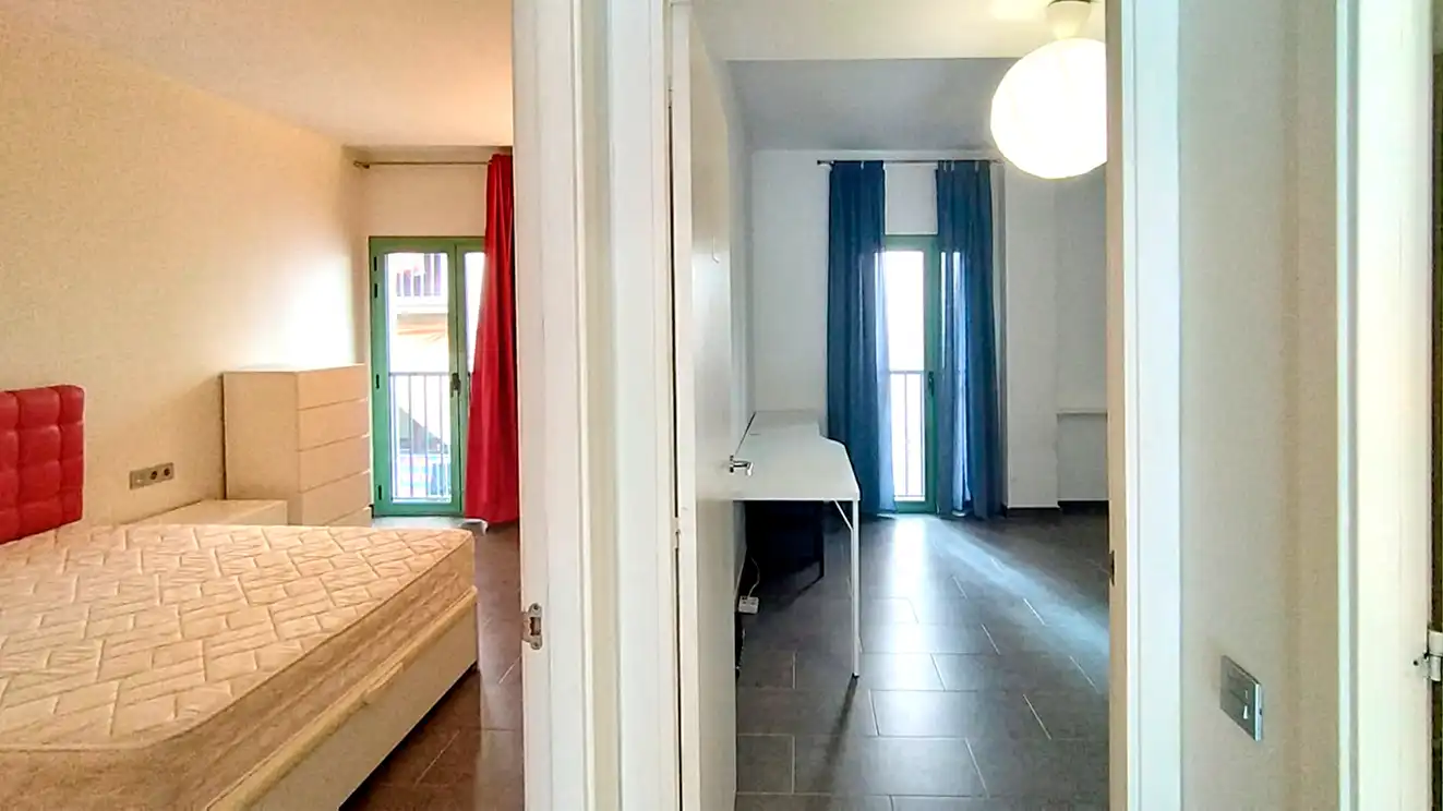 Habitación de Piso en venta en Barcelona con Calefacción y Horno