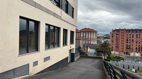 Foto 2 de Garatge en venda a Calle Les Comadres, El Carbayedo - El Quirinal, Avilés