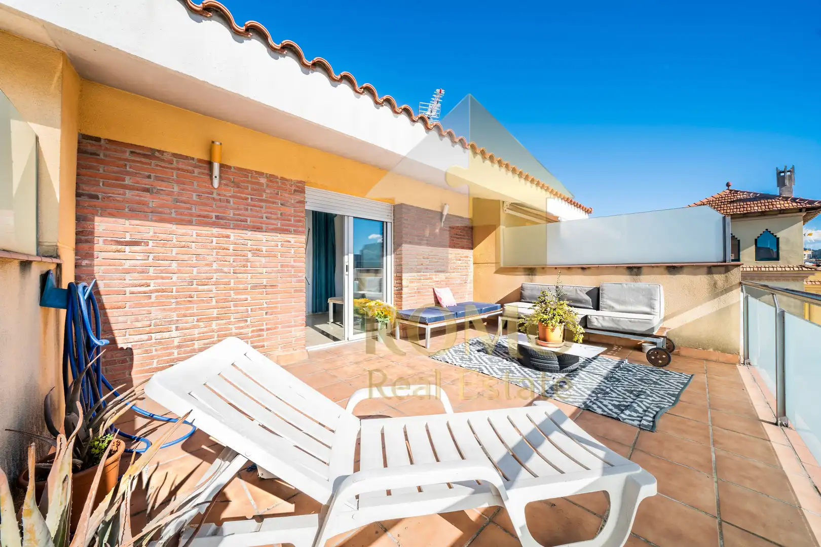 Terrassa de Casa adosada en venda en Santa Perpètua de Mogoda amb Aire condicionat, Calefacció i Terrassa
