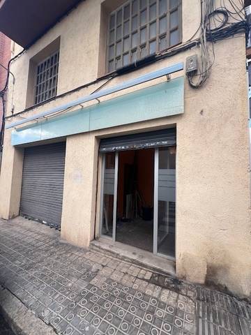 Local comercial en Venta en Carrer Antoni de Capmany en El Palau - Escorxador