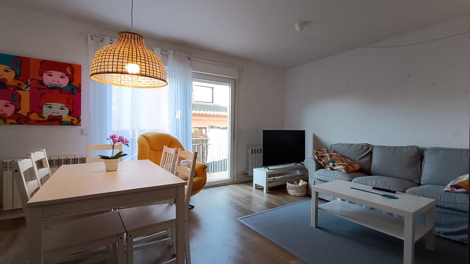 Living room of Single-family semi-detached for sale in Morales del Vino  with Heating, Private garden and Terrace