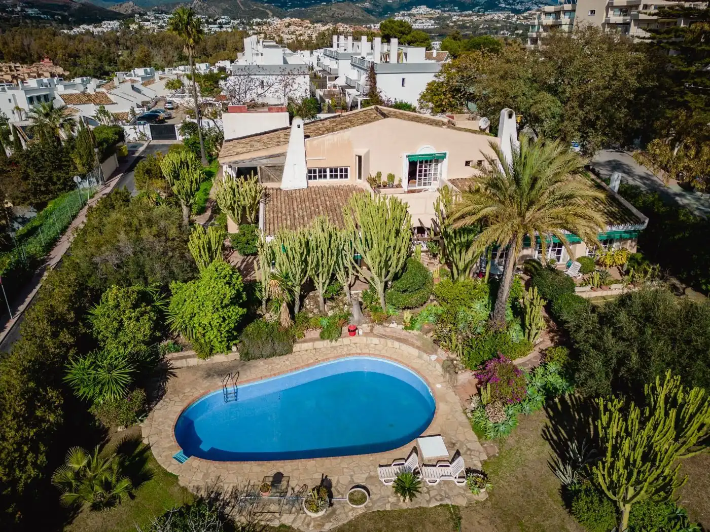 Villa con piscina in vendita a Urbanización Atalaya del Golf, imagen 45