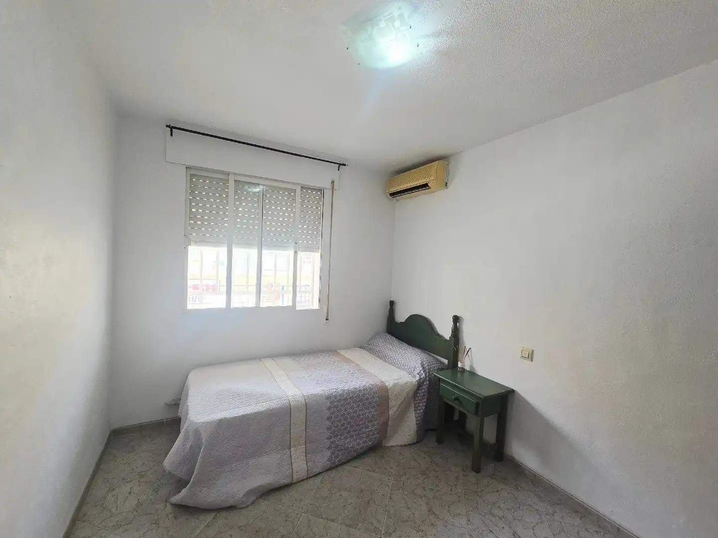 Habitación de Piso en venta en Garrucha con Aire acondicionado, Terraza y Piscina