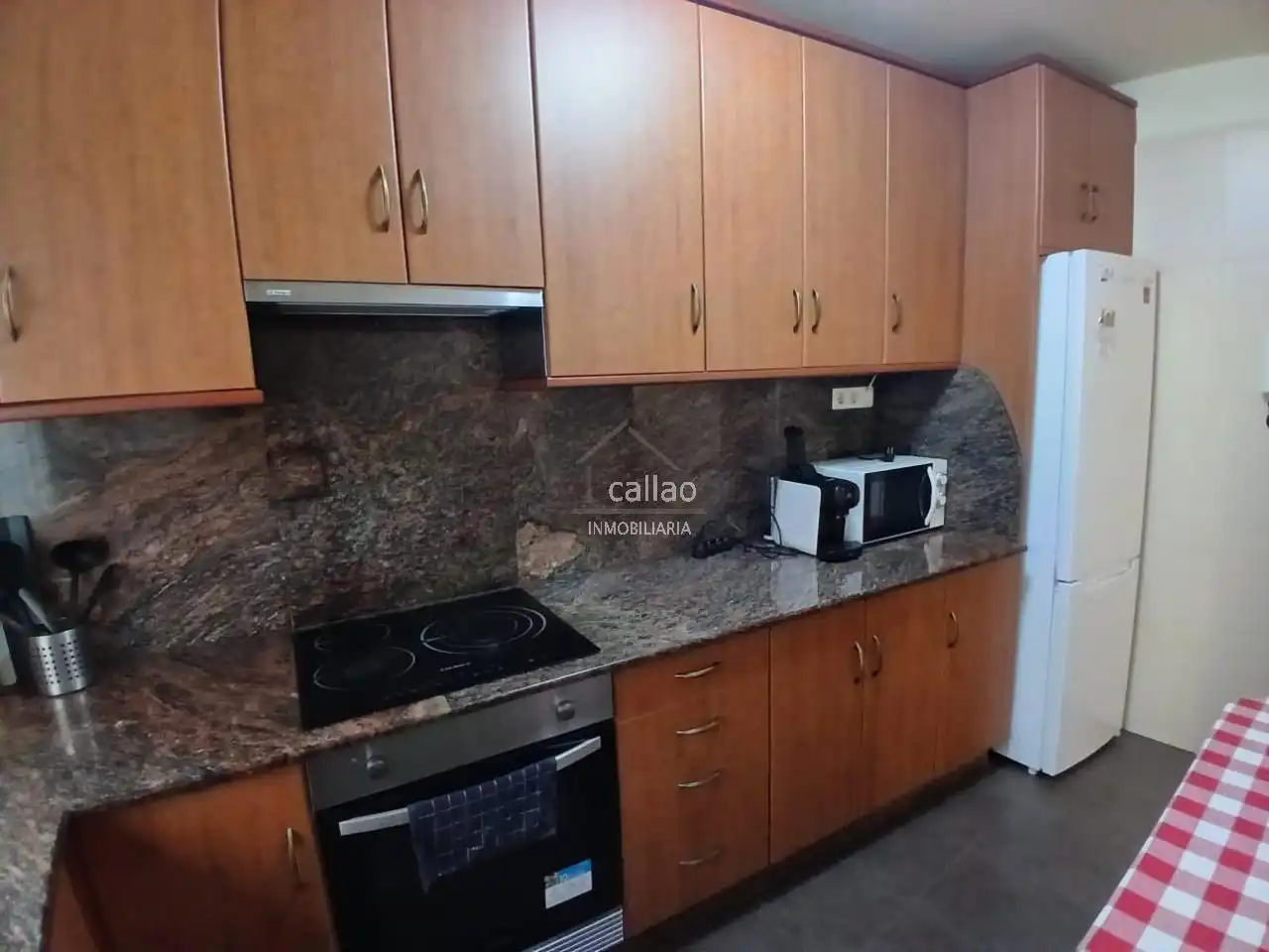 Kitchen of Flat for rent in Ferrol  with Heating and Furnished