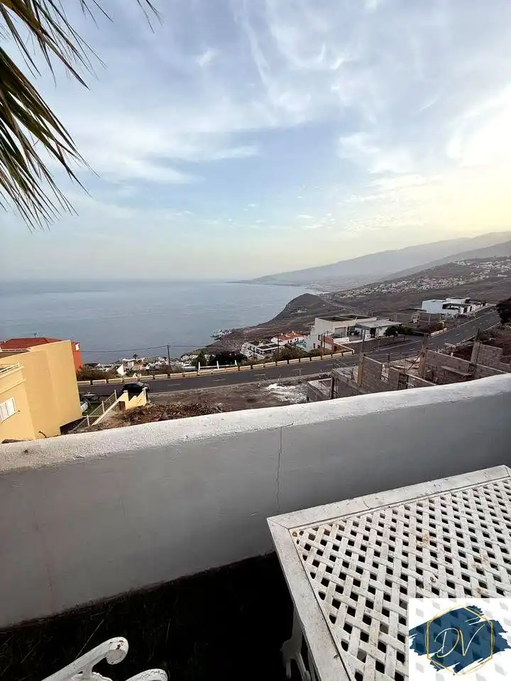 Vista exterior de Estudio de alquiler en El Rosario con Terraza y Amueblado