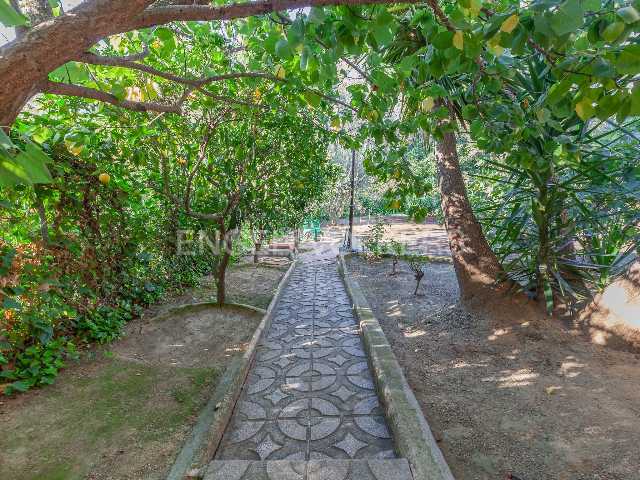 Exterior view of House or chalet for sale in Castellar del Vallès  with Air Conditioner, Heating and Private garden