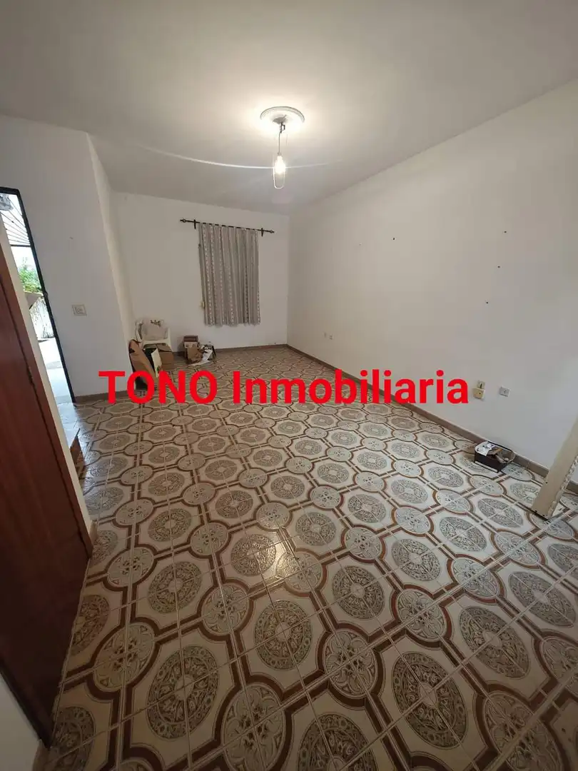 Sala d'estar de Casa adosada en venda en Écija