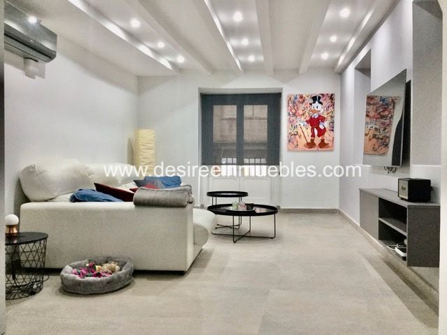 Sala de estar de Piso en venta en  Valencia Capital con Aire acondicionado, Calefacción y Parquet