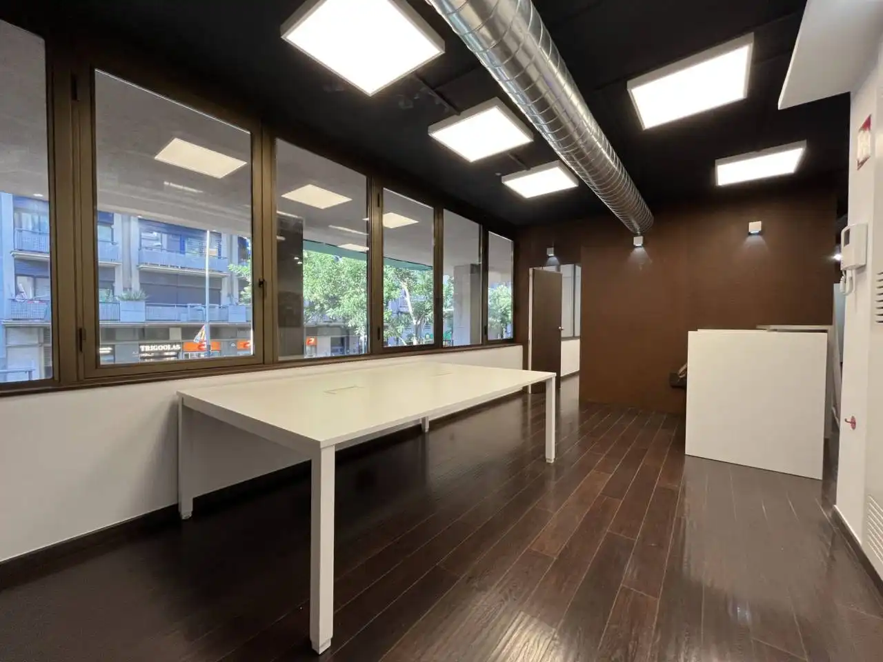 Oficina de lloguer a Calle Sants, 241, Sants