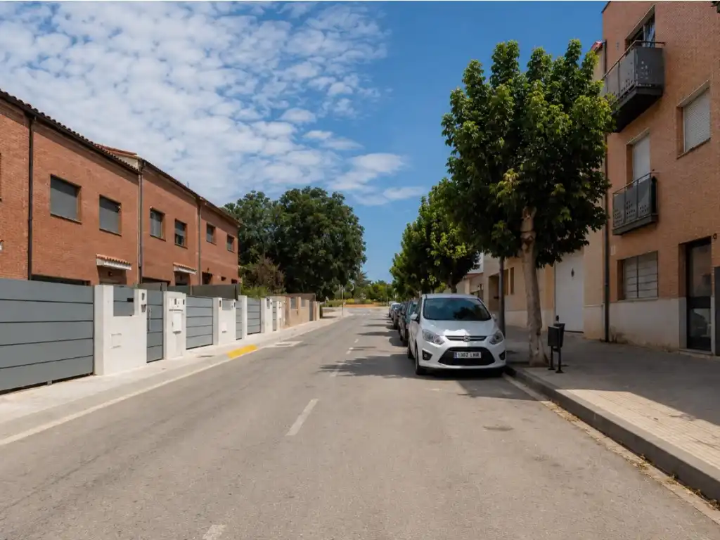 Exterior view of Flat for sale in La Granada  with Air Conditioner, Heating and Balcony