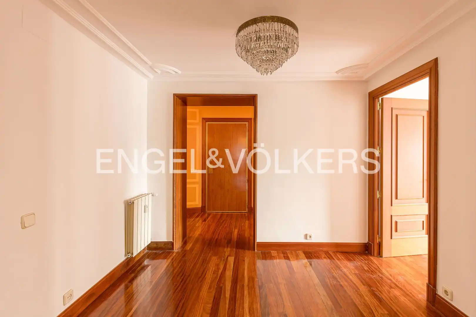 Flat for rent in Madrid  with Air Conditioner, Heating and Private garden