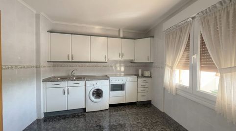 Foto 5 de Piso en venta en Ibaizabal Kalea, Amorebieta-Etxano, Bizkaia