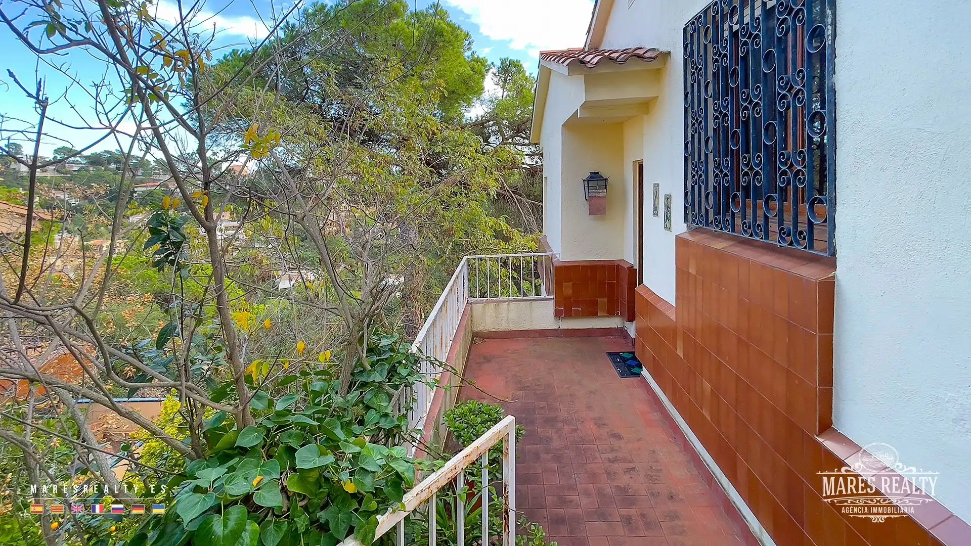 Vista exterior de Casa o xalet en venda en Lloret de Mar amb Calefacció, Jardí privat i Terrassa