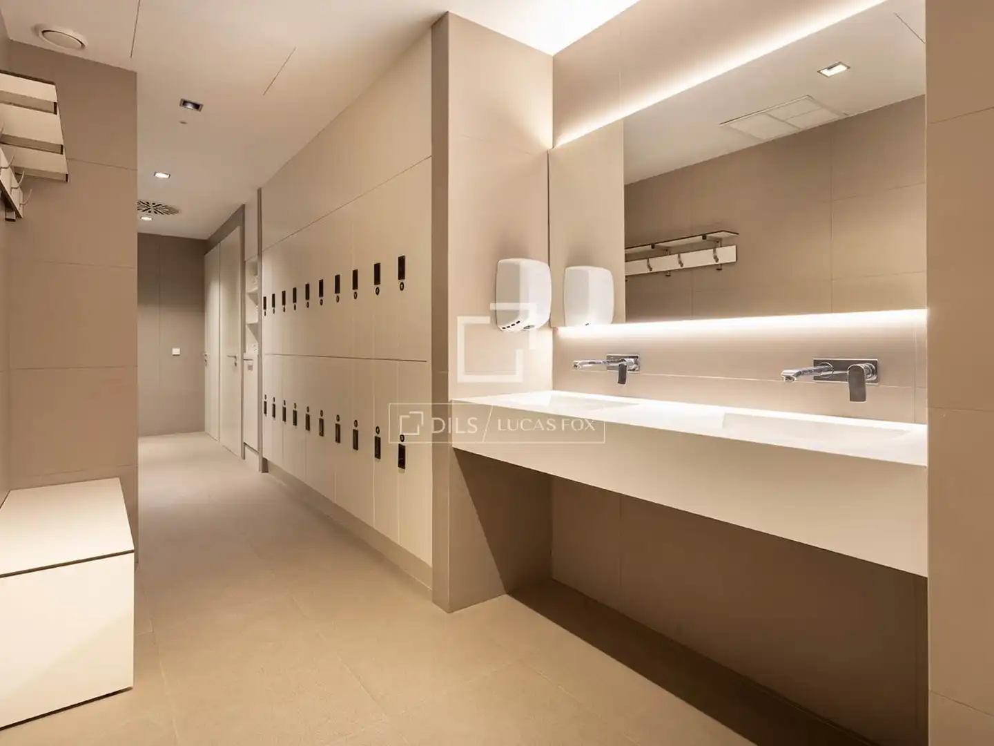 Baño de Piso en venta en Barcelona con Aire acondicionado, Calefacción y Terraza