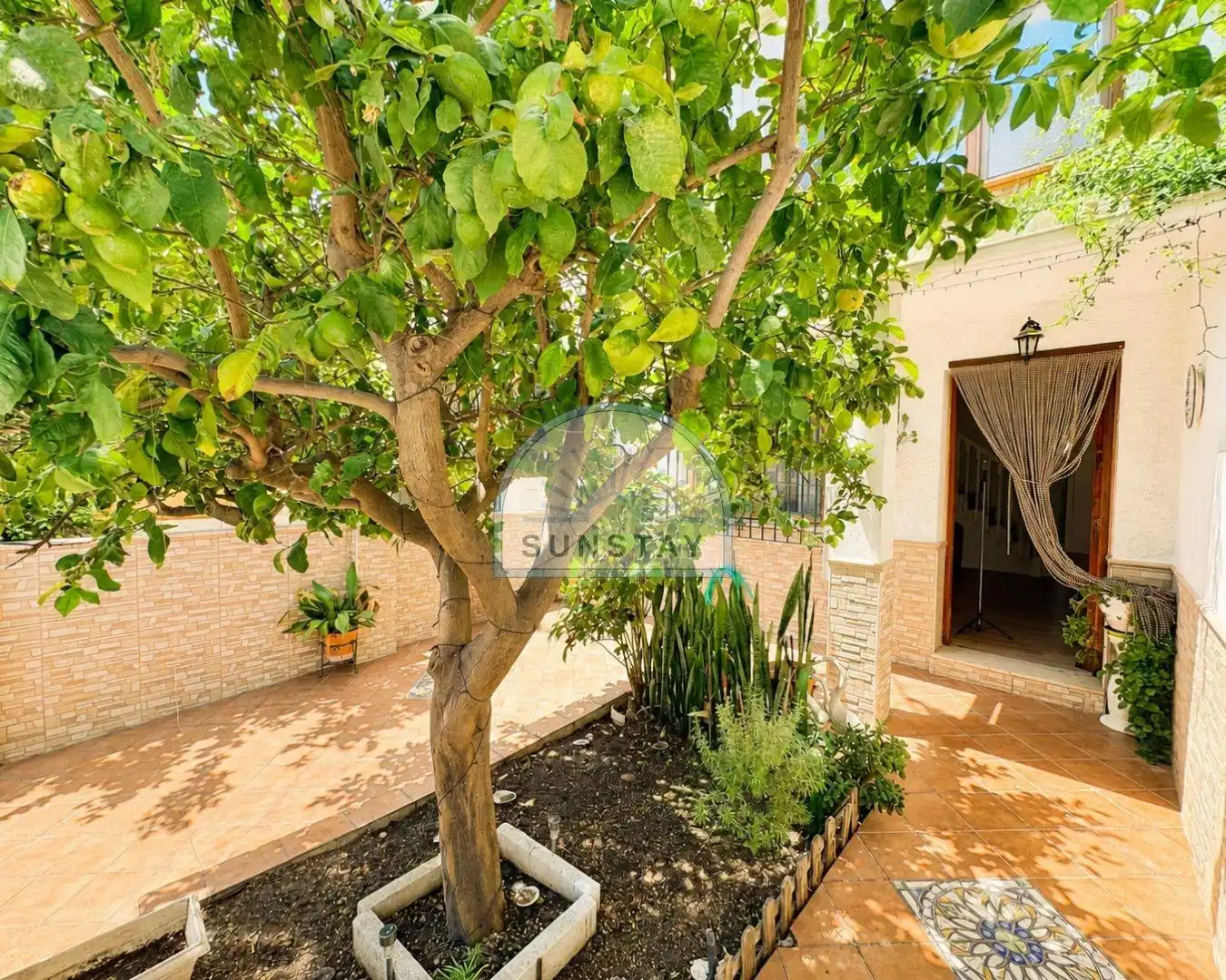 Außenansicht von Haus oder Chalet zur Miete in Benalmádena mit Klimaanlage, Terrasse und Abstellraum