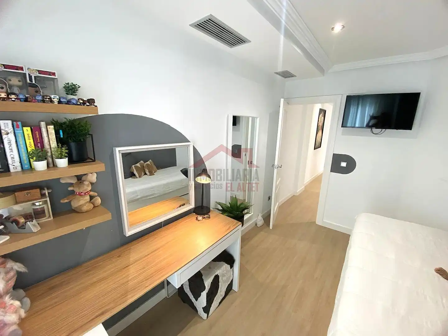 Schlafzimmer von Wohnung zum Verkauf in Elche / Elx mit Klimaanlage, Heizung und Ofen
