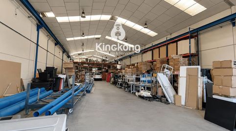 NAVE INDUSTRIAL EN VENTA EN YUNCOS, TOLEDO.