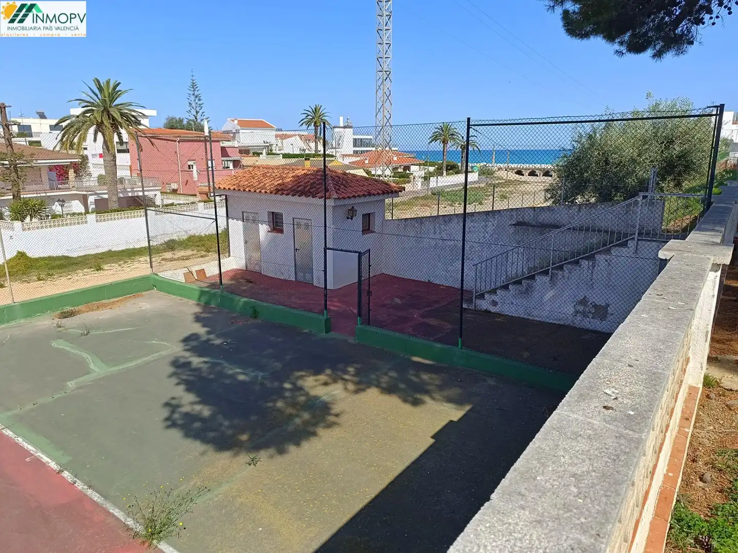 Aparcament de Casa o xalet en venda en Vinaròs amb Jardí privat, Terrassa i Traster