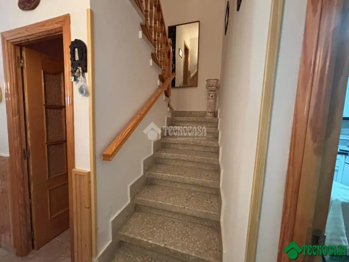 Casa adosada en venta en Alcázar del Rey, Cuenca