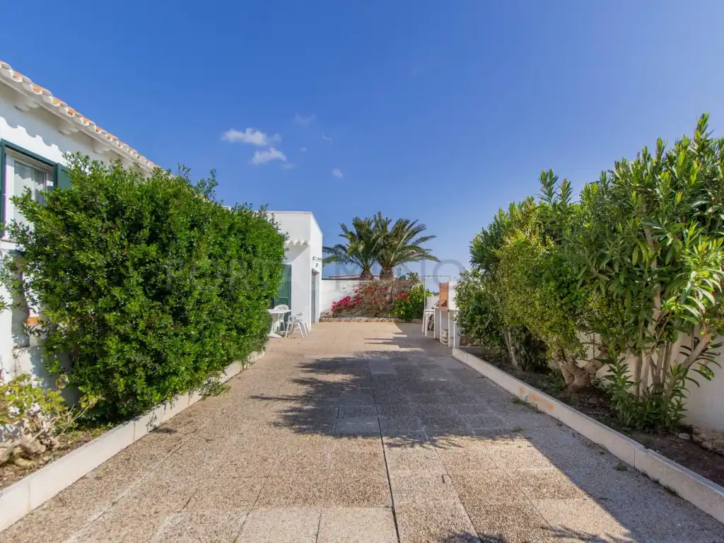 Vista exterior de Casa o chalet en venta en Sant Lluís con Terraza