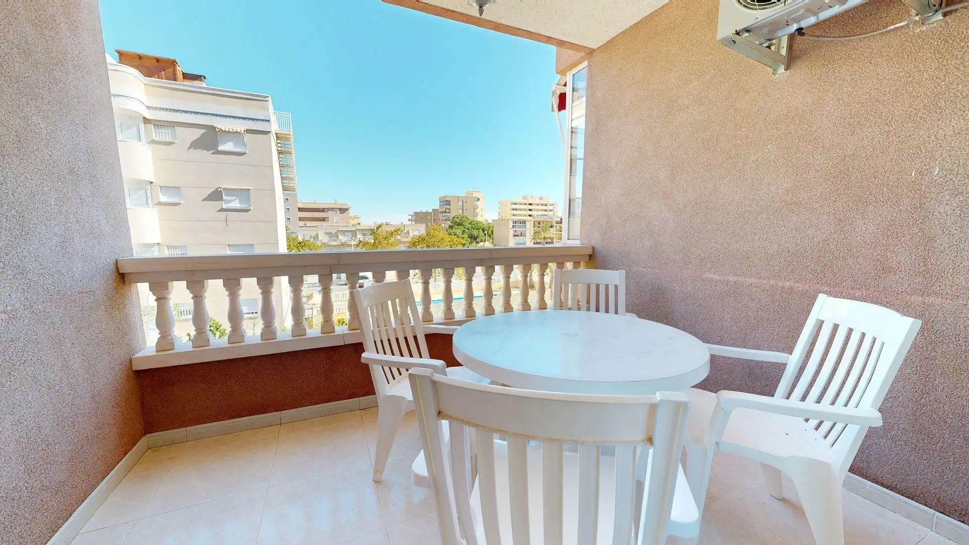 Terrassa de Apartament en venda en Elche / Elx amb Aire condicionat, Terrassa i Moblat