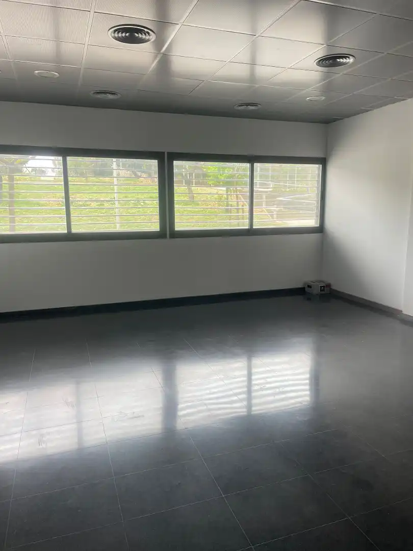 Büro mit Aufzug zum Verkauf in Carrer Blaise Pascal 3, imagen 5