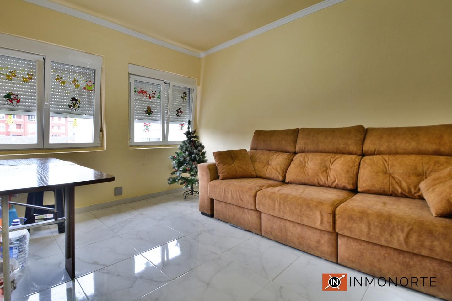 Living room of Flat for sale in Laredo