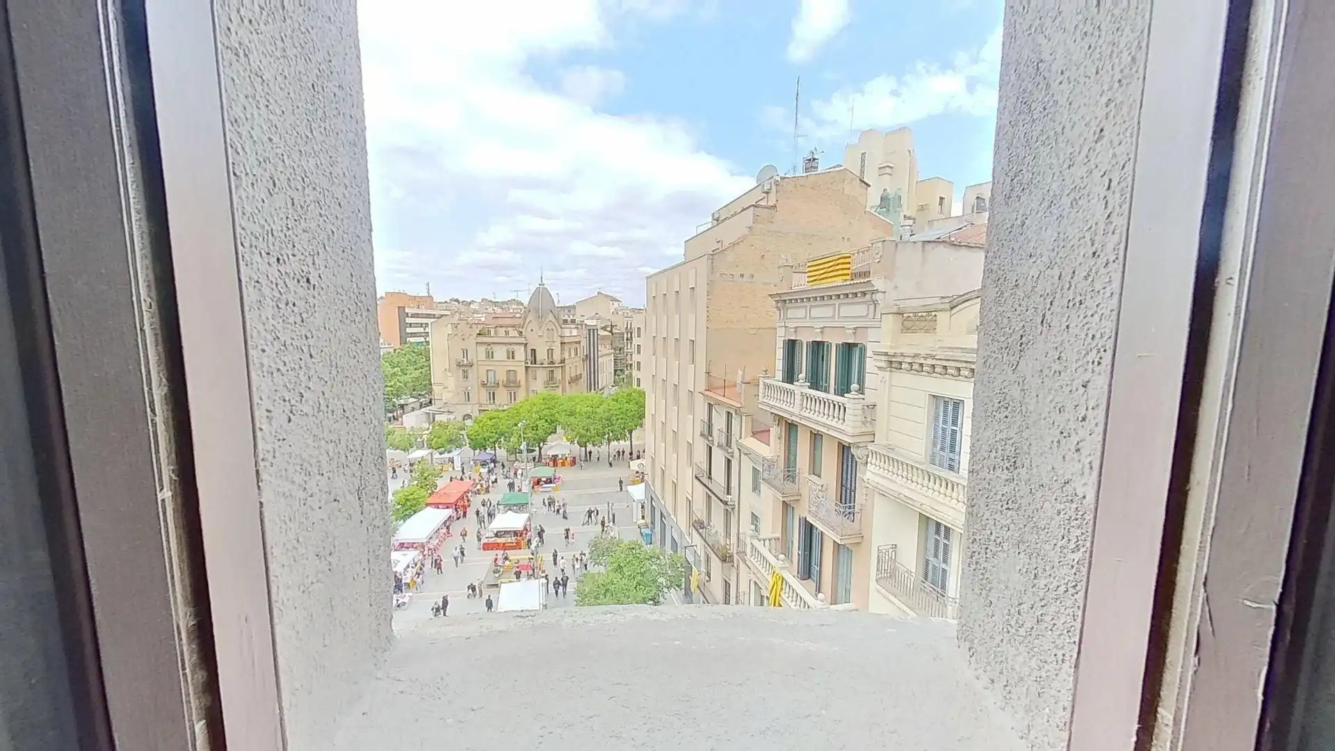 Vista exterior de Pis en venda en Manresa amb Aire condicionat, Calefacció i Terrassa