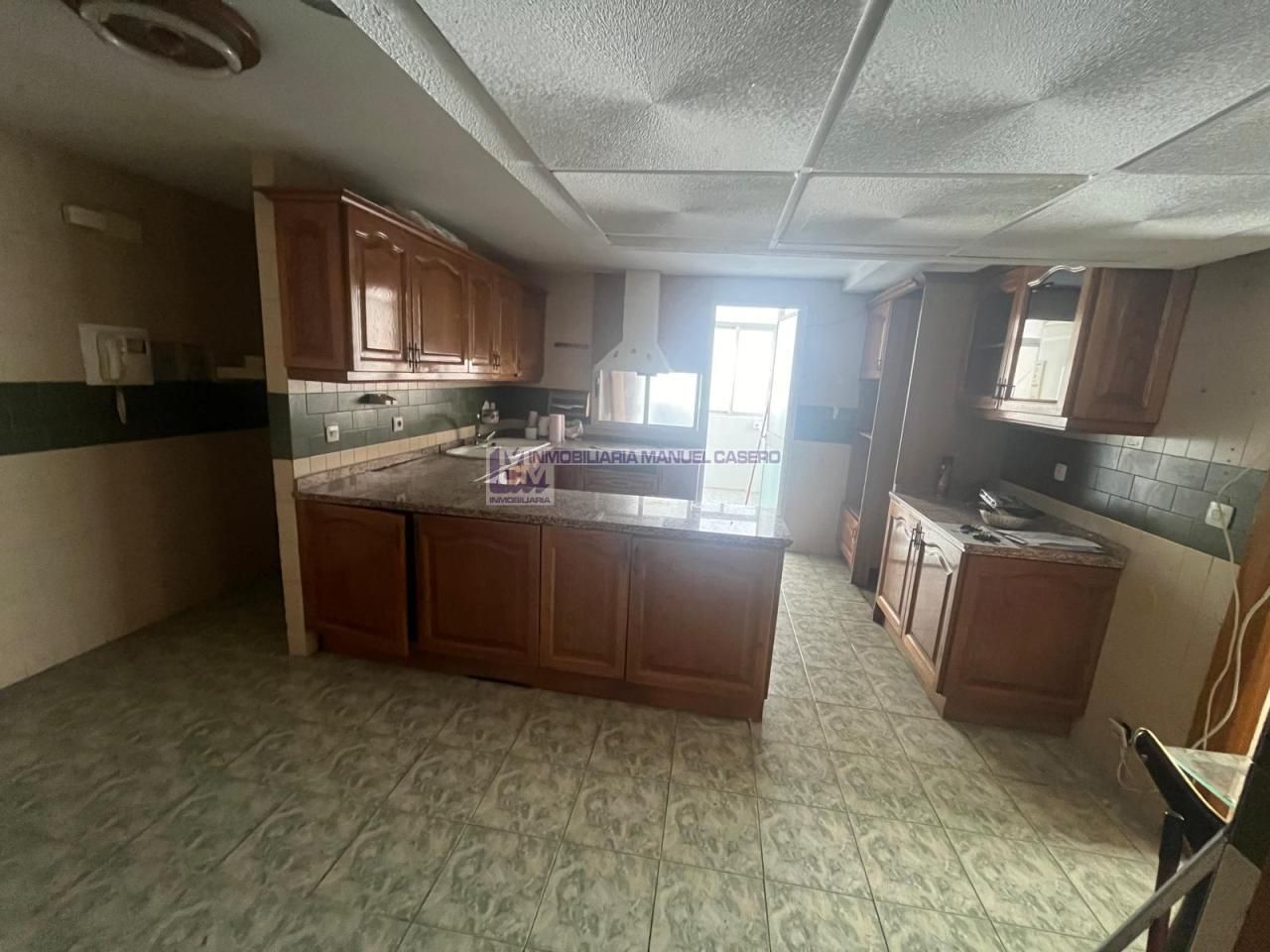 Cuina de Pis en venda en Cáceres Capital amb Calefacció, Parquet i Terrassa